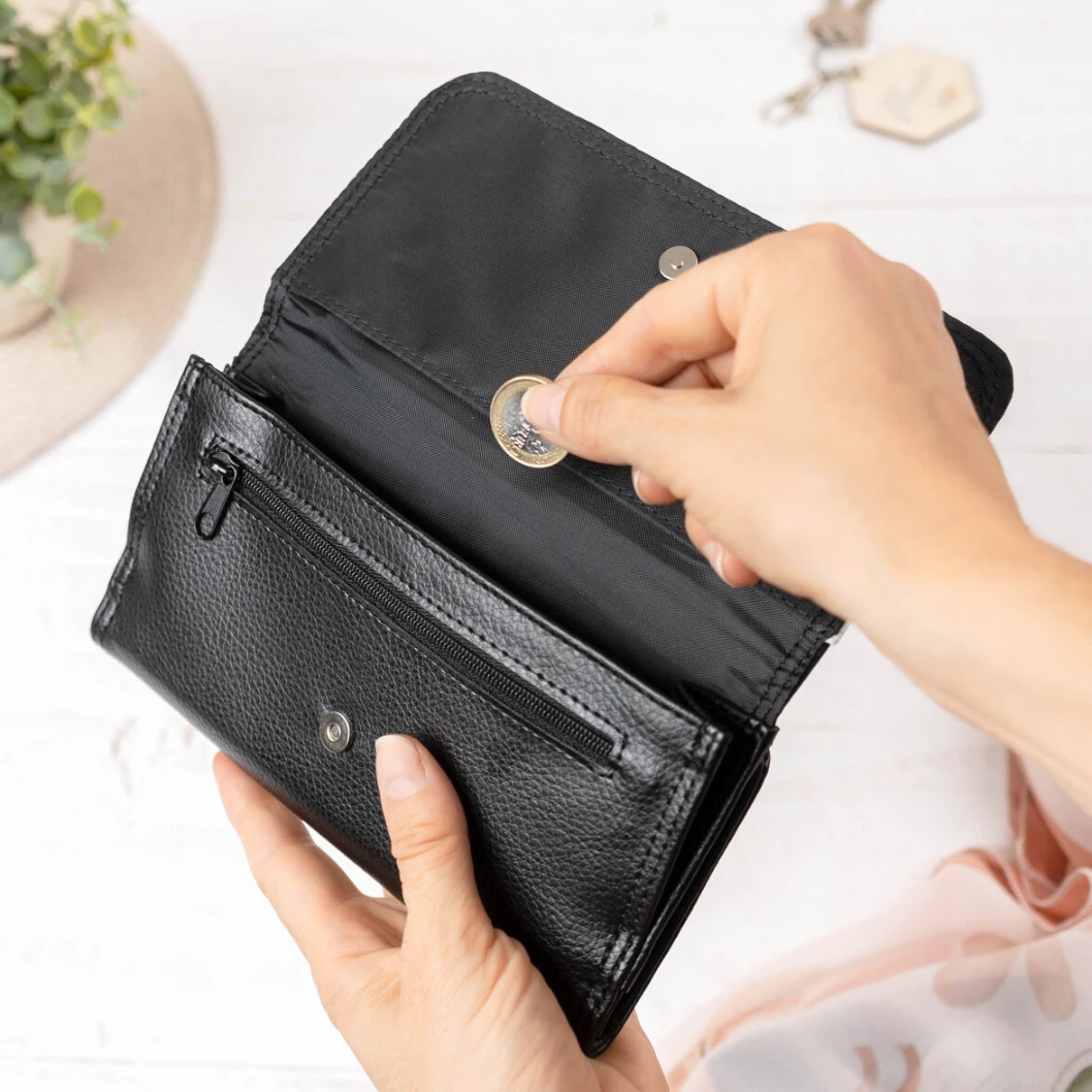 Cartera-monedero personalizada de mujer en polipiel - Imagen 5