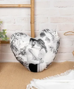 Cojín personalizado con forma de corazón - Imagen 12