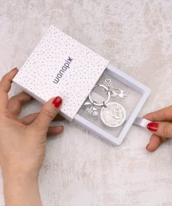 Llavero grabado con charms de gatos - Imagen 4
