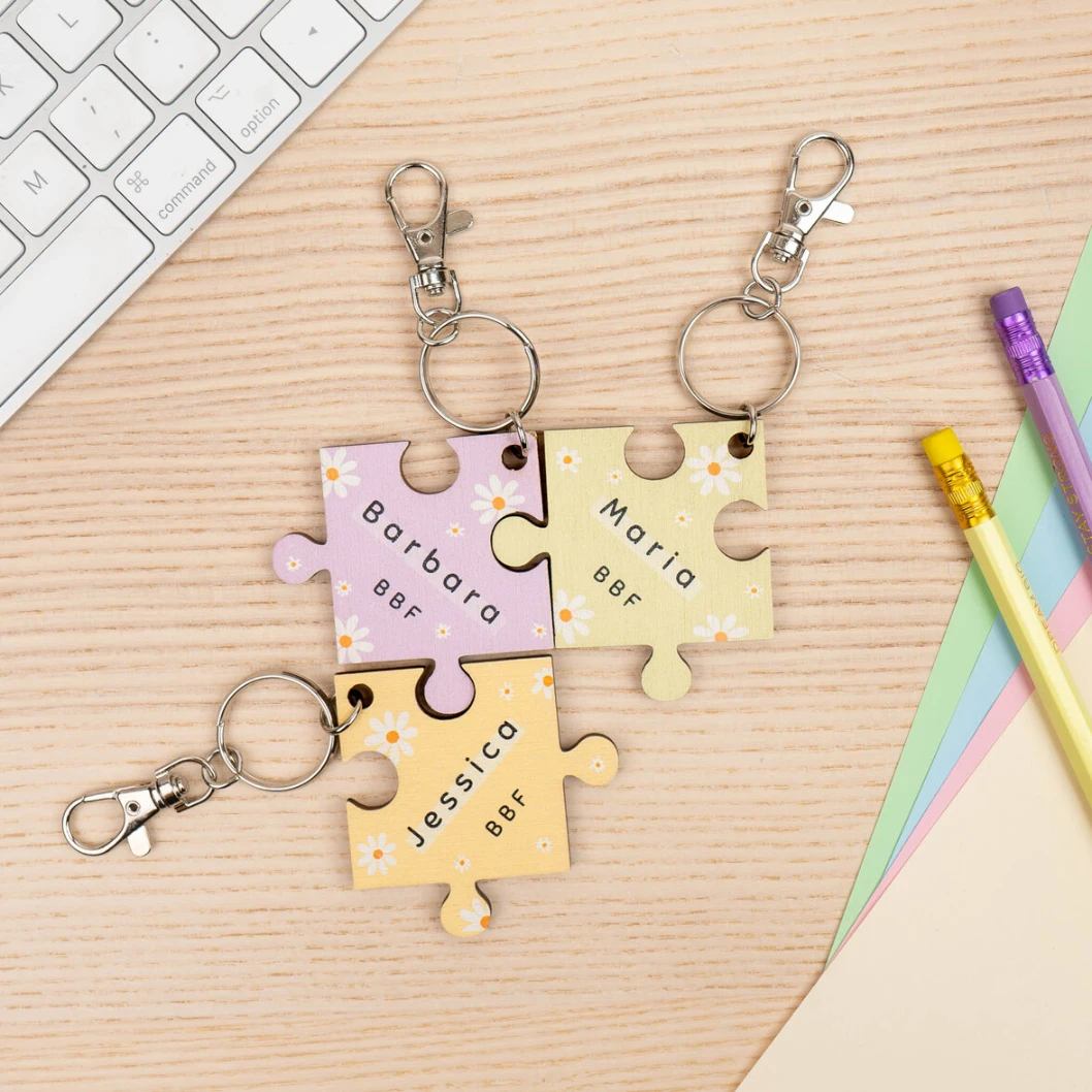 Llaveros de madera personalizados - Imagen 23