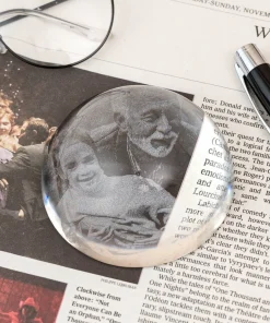 Alternative view of Lupa pisapapeles personalizado de cristal
