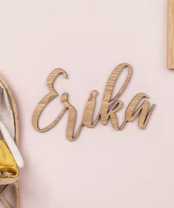 Nombres personalizados en madera - Imagen 15