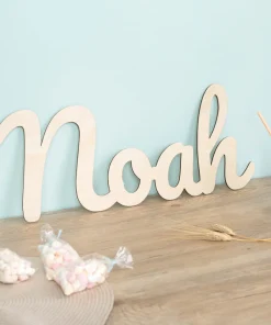 Nombres personalizados en madera - Imagen 8