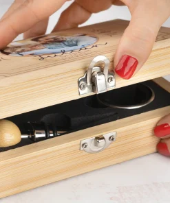 Set de accesorios para vino con estuche personalizado - Imagen 8