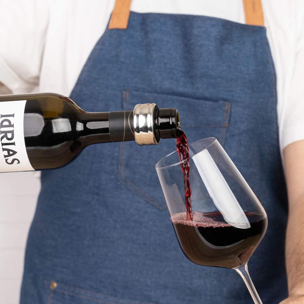 Set de accesorios para vino con estuche personalizado - Imagen 5