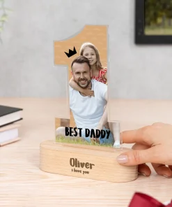 Trofeo de metacrilato personalizado con base de madera - Imagen 30