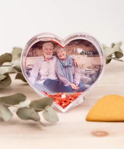 Bola de nieve personalizada con forma de corazón