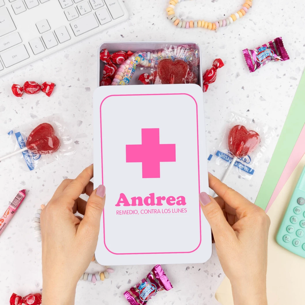 Caja de chuches y bombones personalizada - Imagen 11