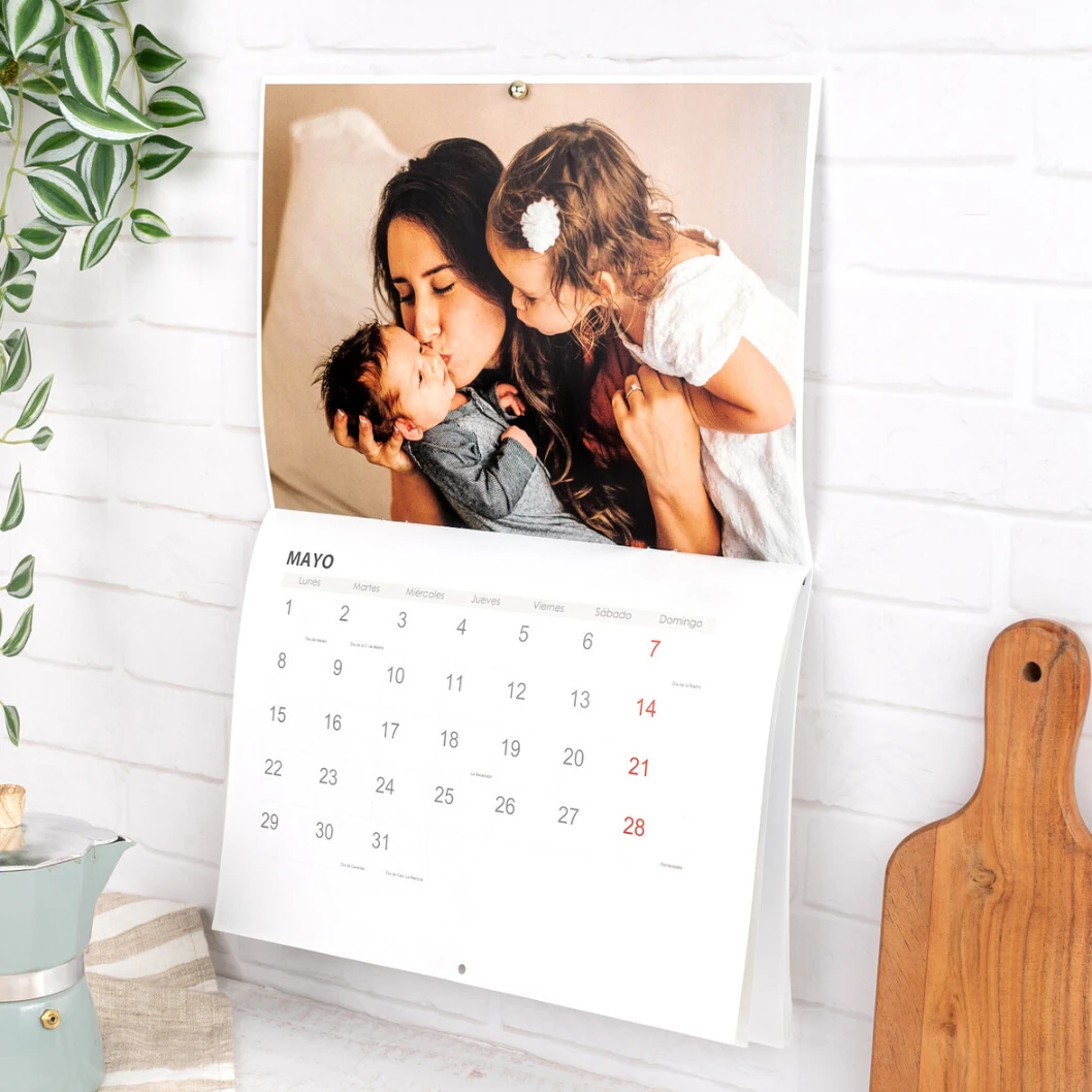 Calendario de pared personalizado grapado - Imagen 6