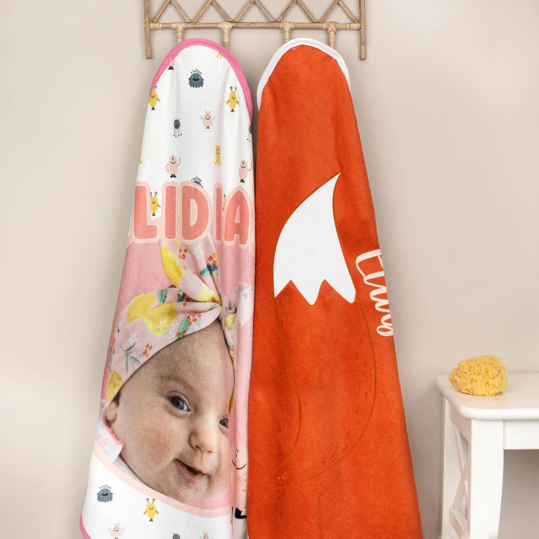 Capa de baño bebé personalizada - Imagen 6