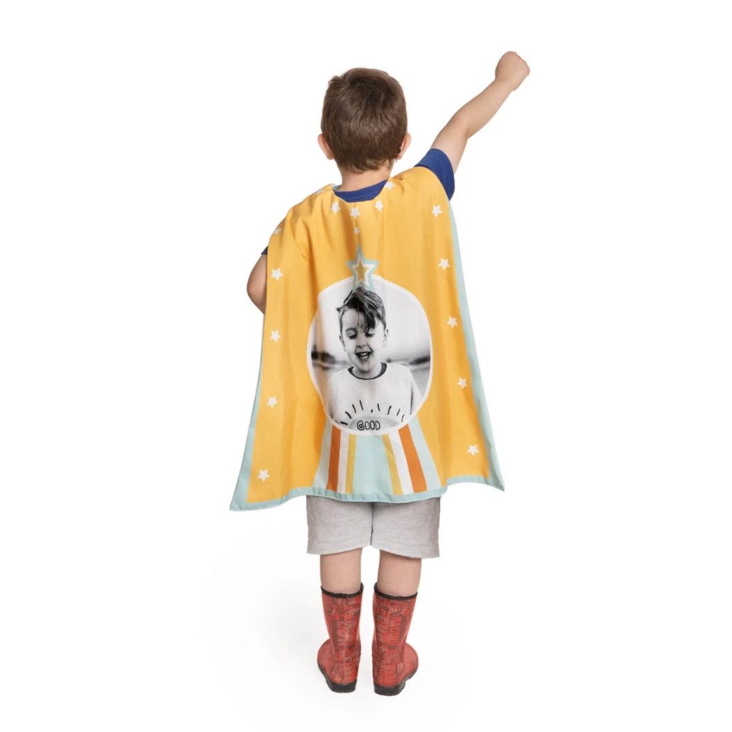Capa de superhéroe personalizada - Imagen 2