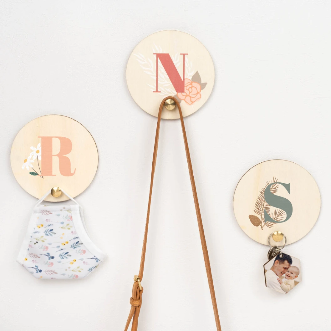 Colgador de madera personalizado - Imagen 6