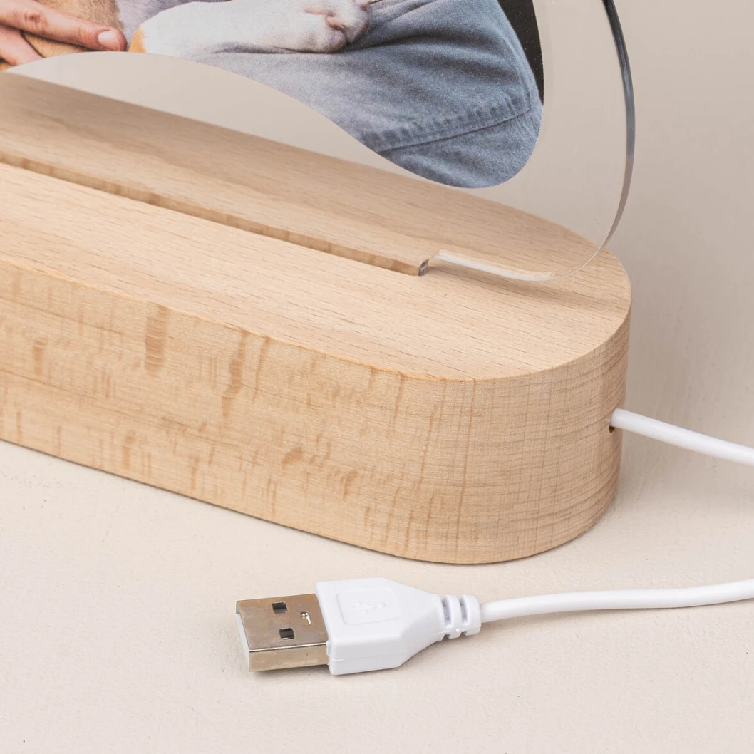 Lámparas personalizadas con base de madera - Imagen 14
