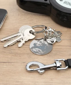 Llavero grabado con charms de perros