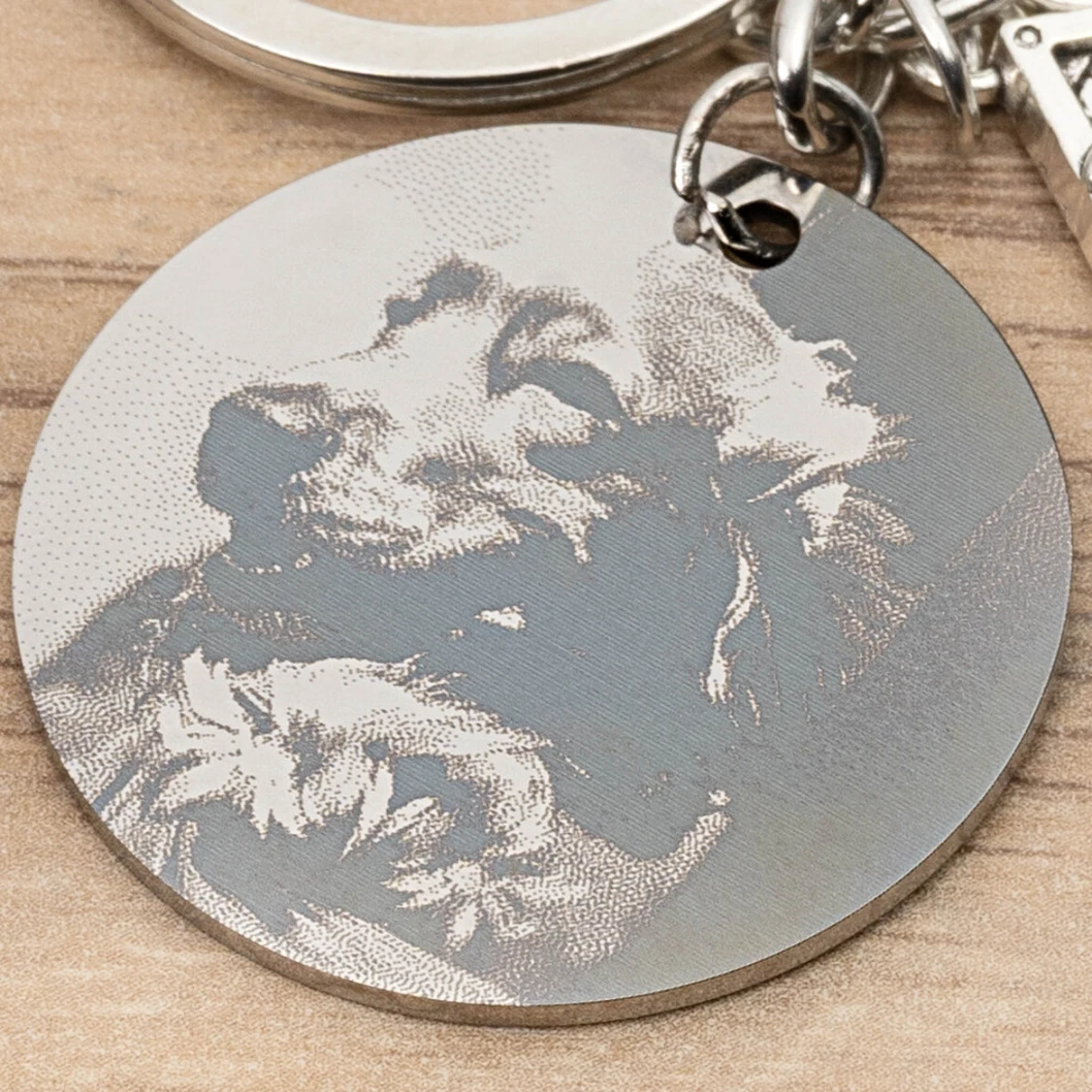 Llavero grabado con charms de perros - Imagen 4