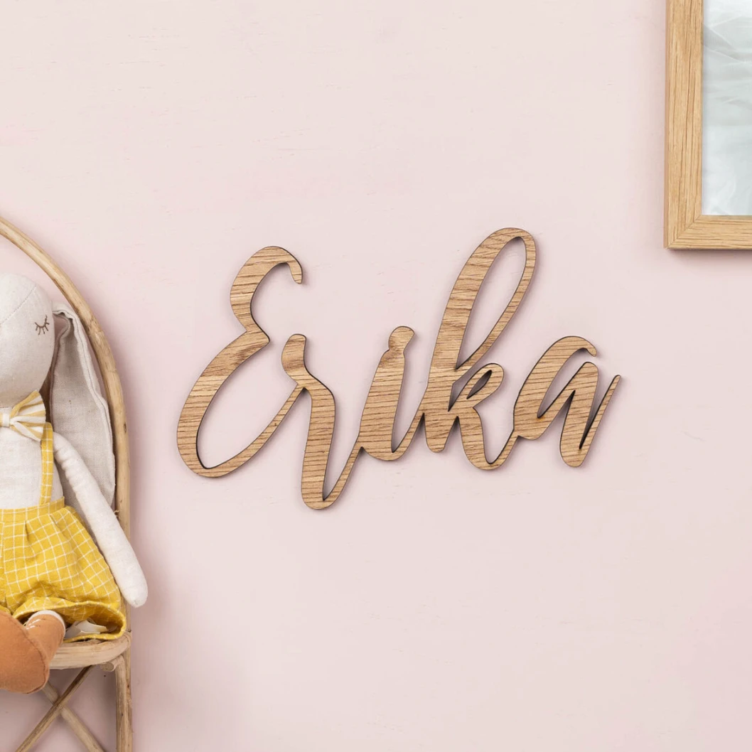 Nombres personalizados en madera - Imagen 15