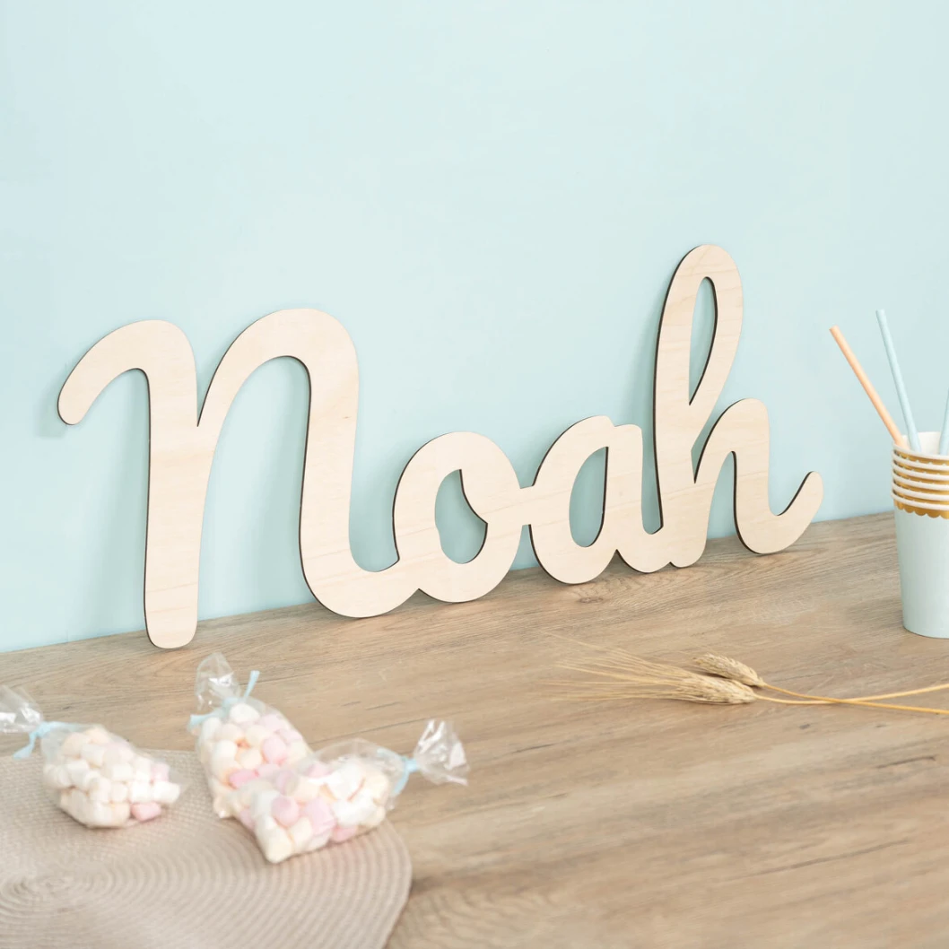 Nombres personalizados en madera - Imagen 8