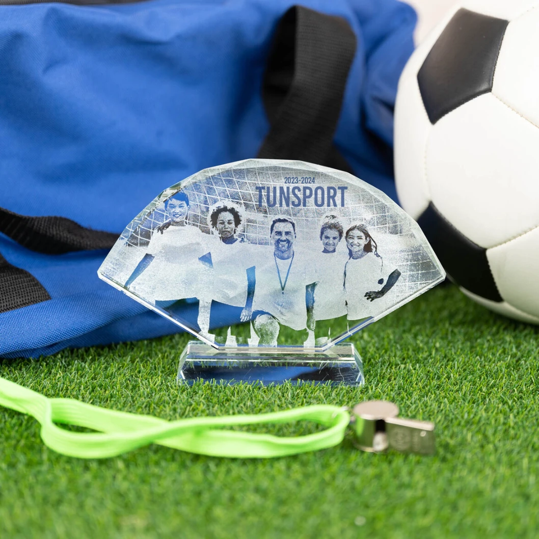 Trofeos de cristal personalizados - Imagen 24