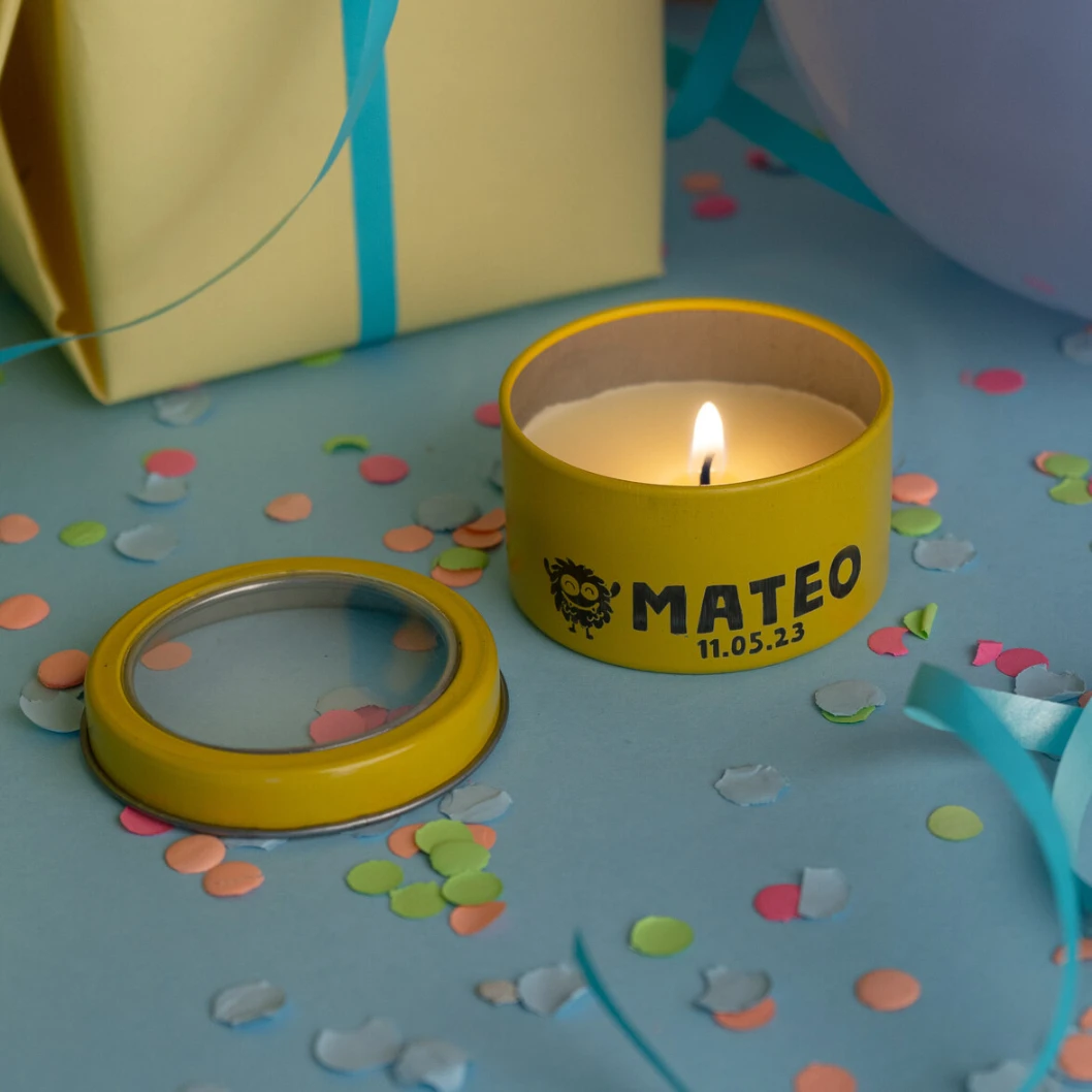 Vela personalizada en caja metálica - Imagen 9